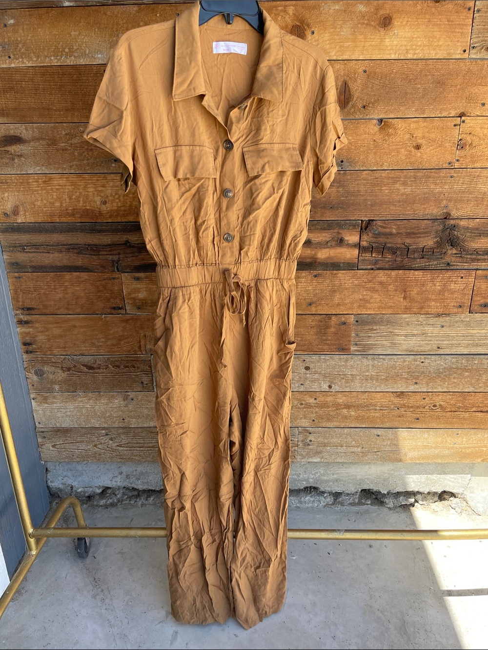 No Boundaries Short-Sleeve Button Front Jumpsuit in Camel Brown - Picture 2 of 4